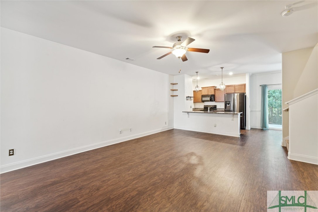 11330 White Bluff Road, Unit 46 Savannah, GA 31419 - Photo 7 of 44 Living Room