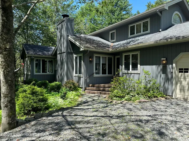 $885,000 | 116 Little Fawn Crescent, Pocono Pines, PA 18350