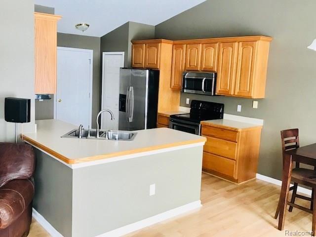 4512 North Belsay Road Flint, MI 48506 - Photo 2 of 26 IMG_3340.JPG
