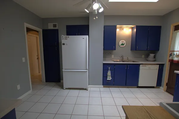 $235,000 | 616 7th Street Northeast, Staples, MN 56479