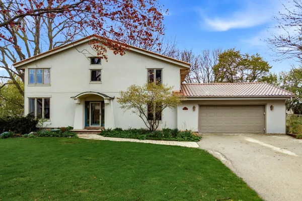 $1,150,000 | 15270 Red Fox Lane, Elm Grove, WI 53122