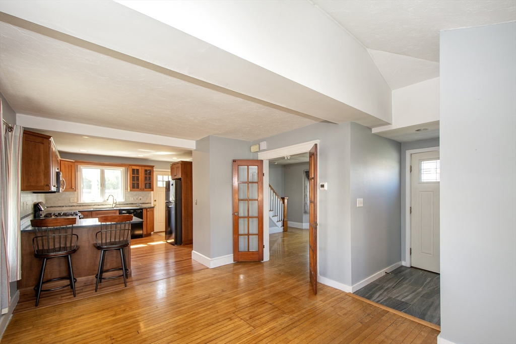 43 Arnold Road Quincy, MA 02171 - Photo 14 of 36 Gallery Image 14