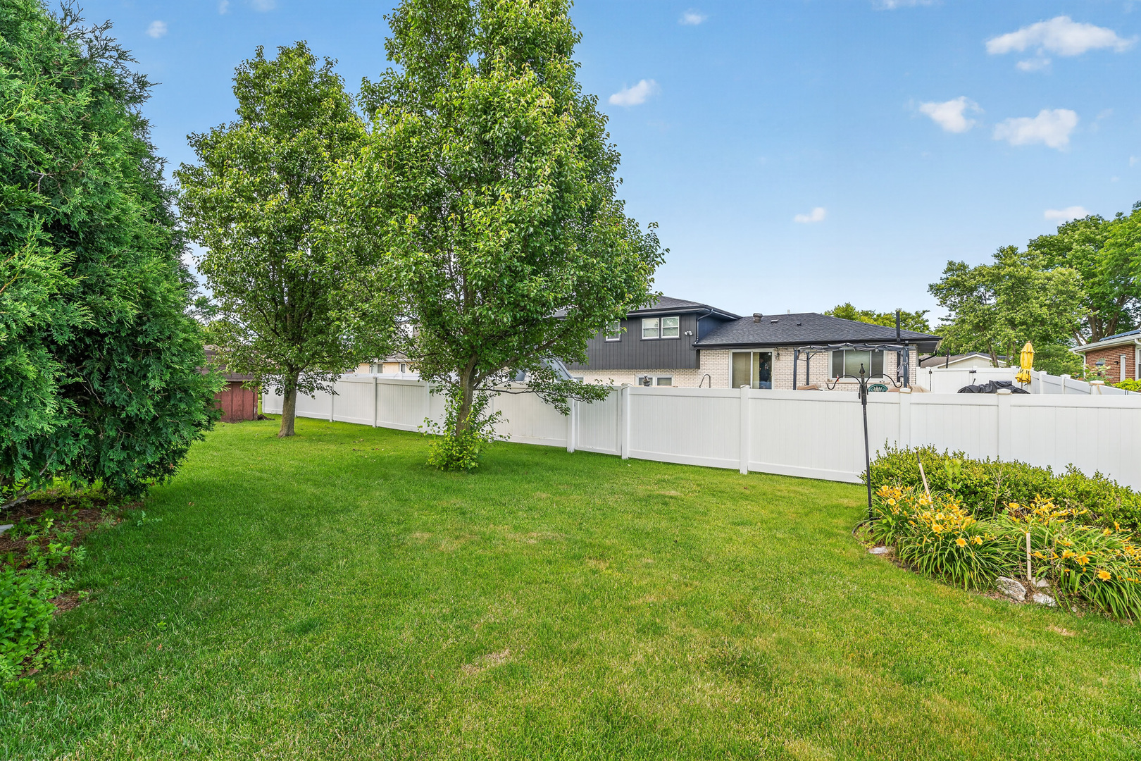 7305 Summit Road Darien, IL 60561 - Photo 43 of 47