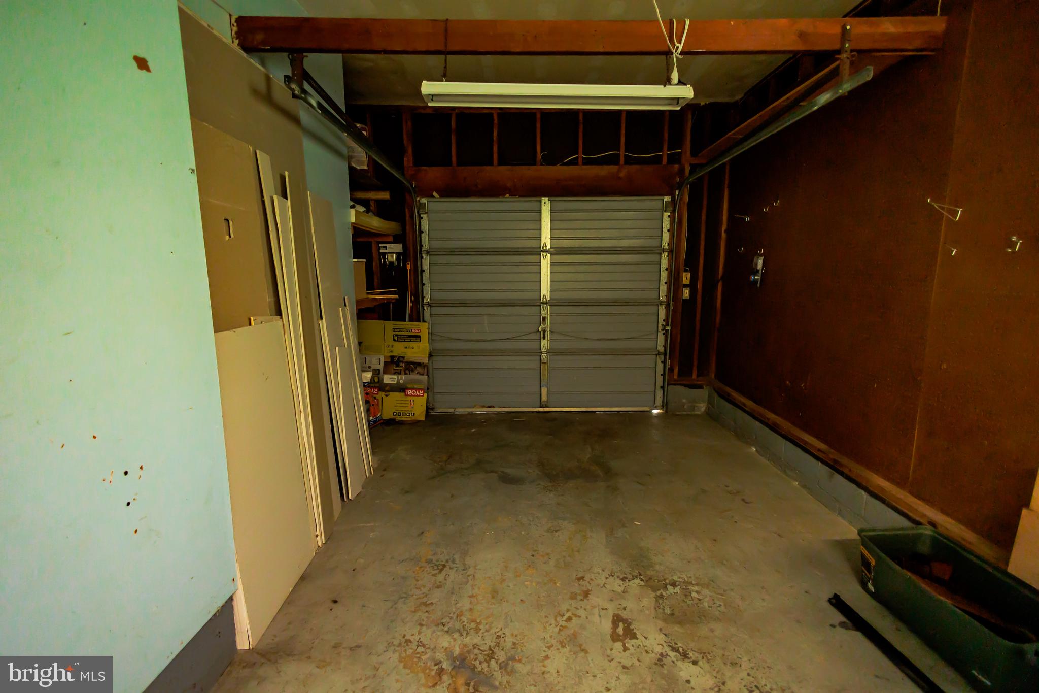 300 Macclelland Avenue Glassboro, NJ 08028 - Photo 38 of 39 a view of room with walk in closet