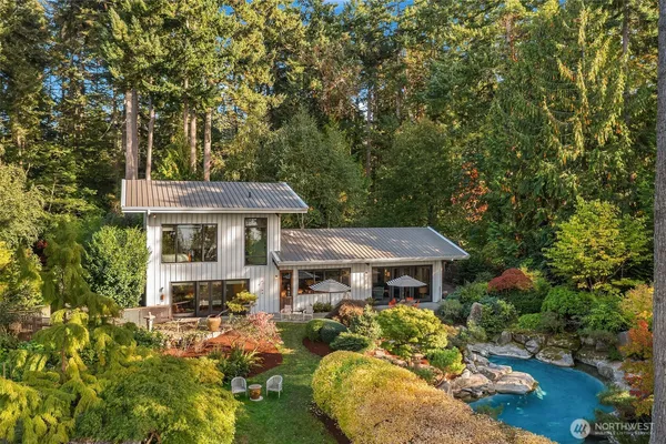 $1,975,000 | 12423 Southwest 151st Street, Vashon, WA 98070