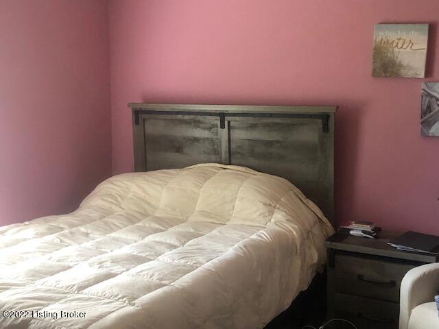 184 Colt Run Road Simpsonville, KY 40067 - Photo 27 of 37 Bedroom 3