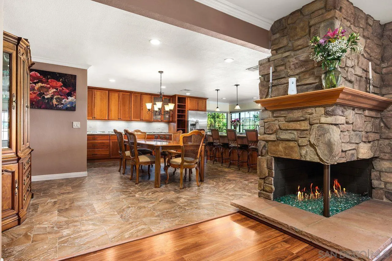 12007 Bajada Road San Diego, CA 92128 - Photo 13 of 49