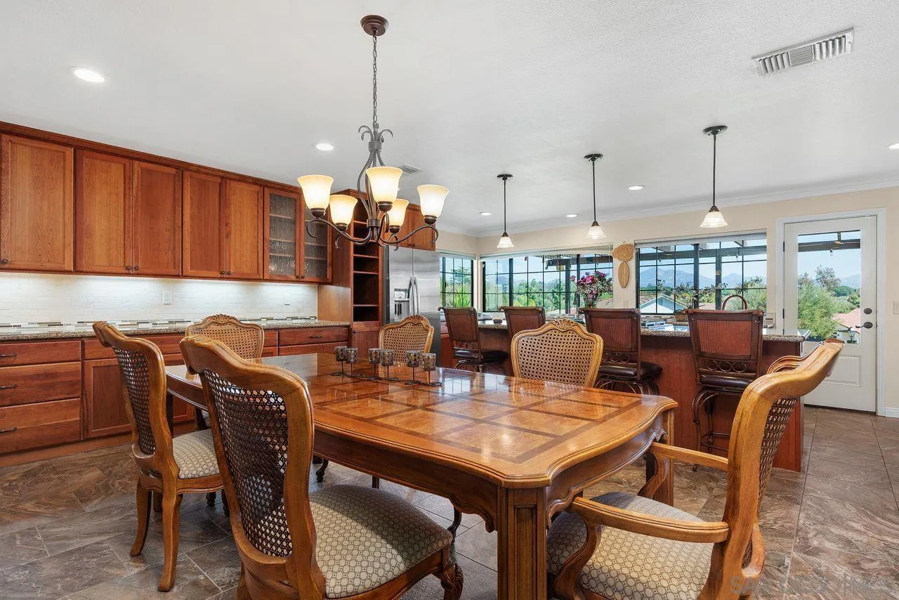 12007 Bajada Road San Diego, CA 92128 - Photo 15 of 49