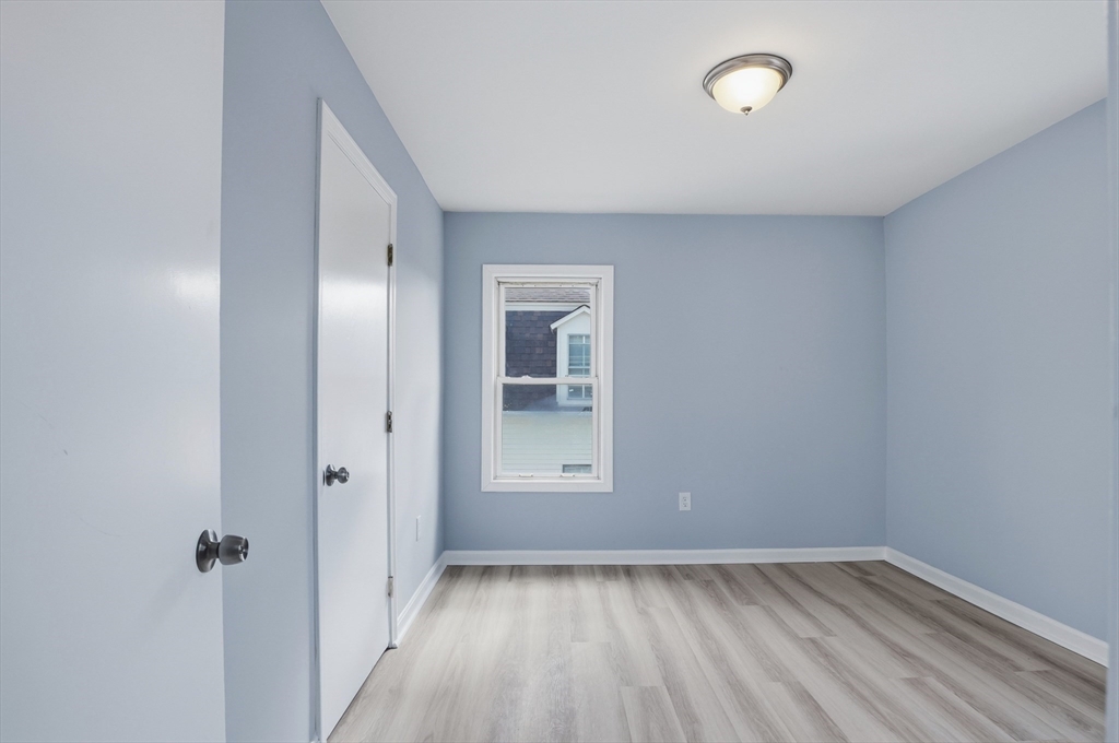 29 Palmer Street Fall River, MA 02724 - Photo 15 of 22