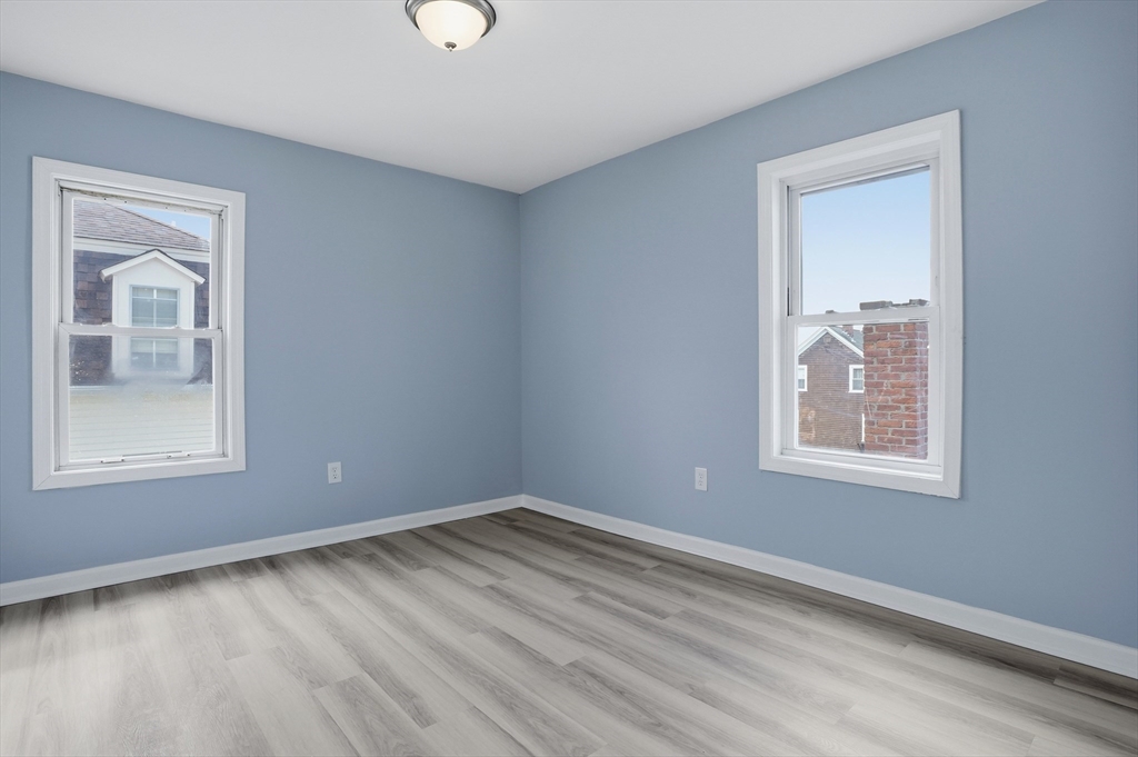 29 Palmer Street Fall River, MA 02724 - Photo 16 of 22