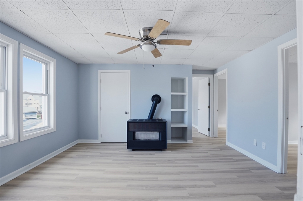 29 Palmer Street Fall River, MA 02724 - Photo 2 of 22