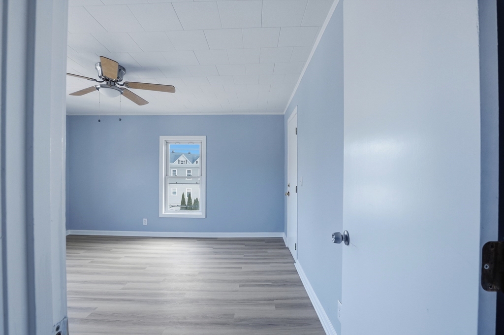 29 Palmer Street Fall River, MA 02724 - Photo 6 of 22