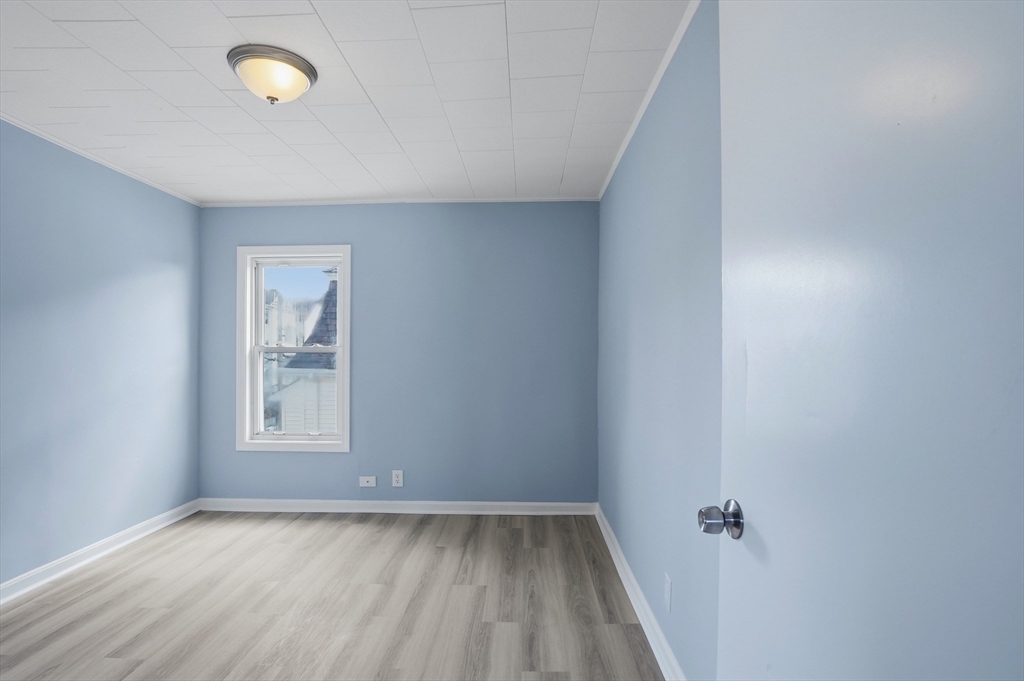 29 Palmer Street Fall River, MA 02724 - Photo 9 of 22