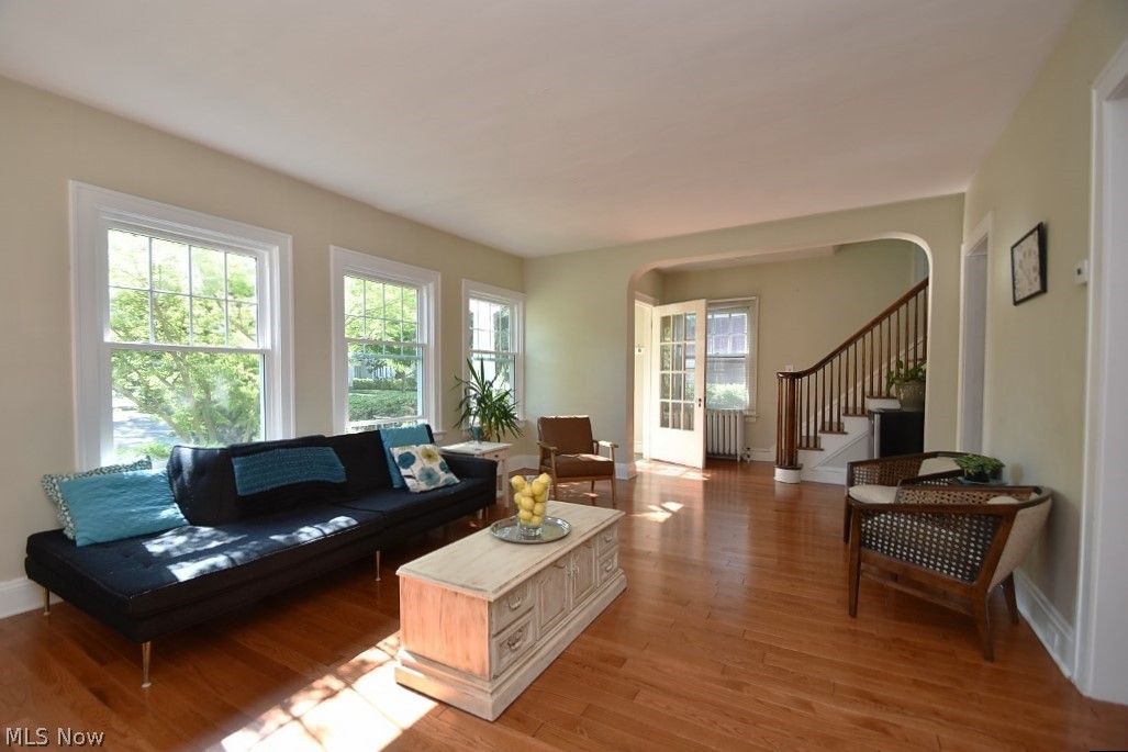2884 Warrington Road Cleveland, OH 44120 - Photo 6 of 28 Gallery Image 6