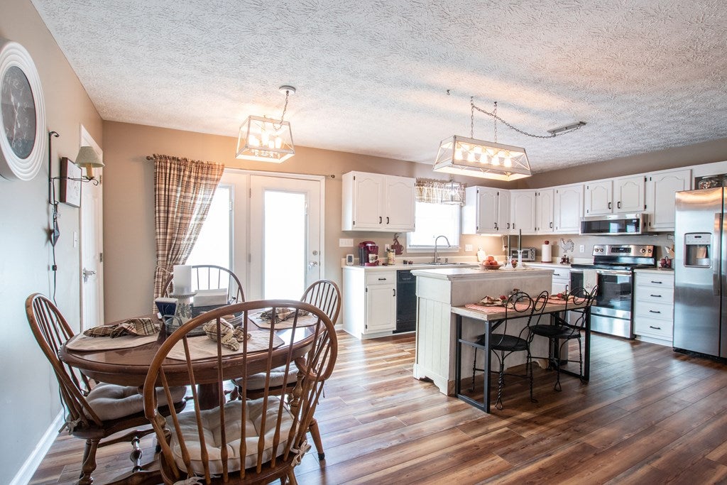 33630 Spring Hill Drive Glade Spring, VA 24340 - Photo 13 of 42 Gallery Image 13