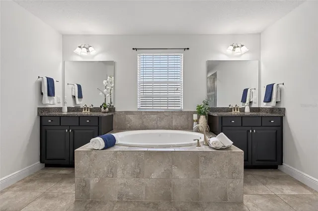 $589,900 | 22774 Cherokee Rose Place, Land O' Lakes, FL 34639