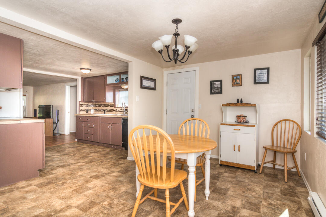1902 Northeast Laughlin Road Prineville, OR 97754 - Photo 12 of 35 Dining area and rear entrance