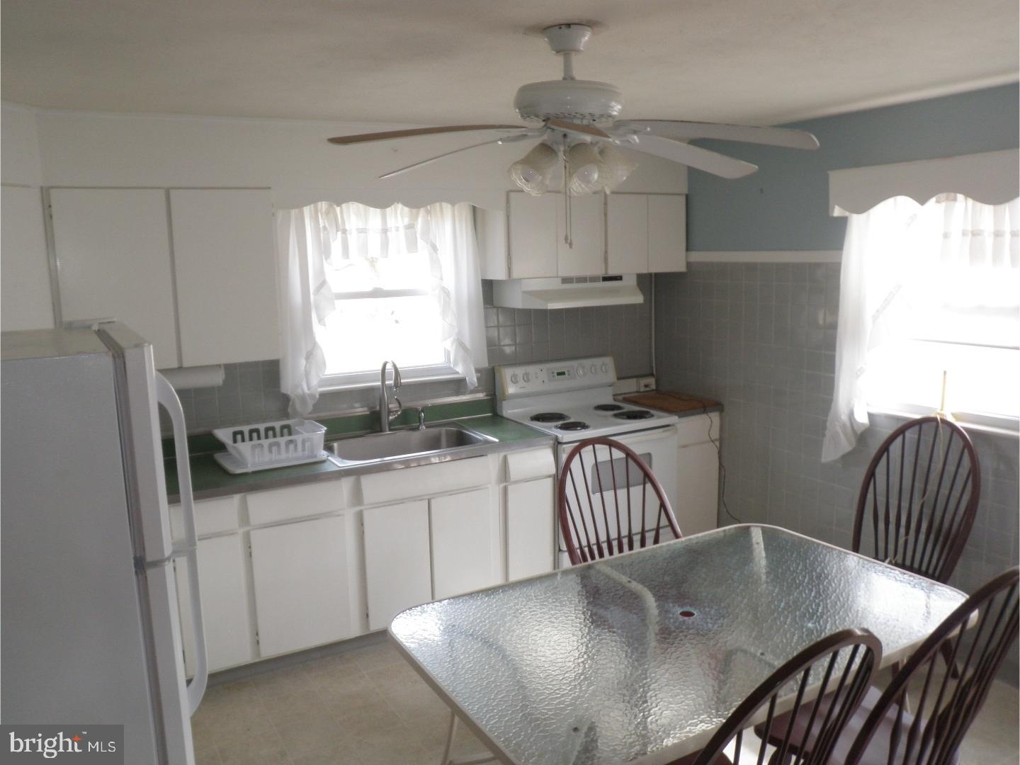 618 Pestletown Road Waterford Works, NJ 08089 - Photo 4 of 9