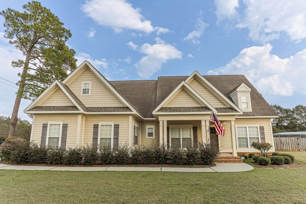 12 Solomon Road Headland, AL 36345 - Photo 2 of 57