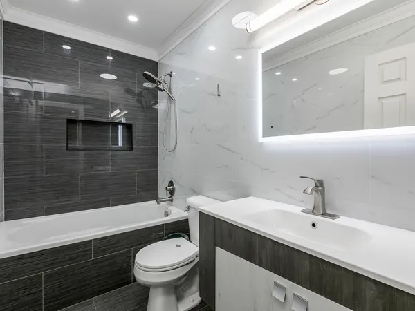 $2,600 | 2331 Overlook Court, Naperville, IL 60563