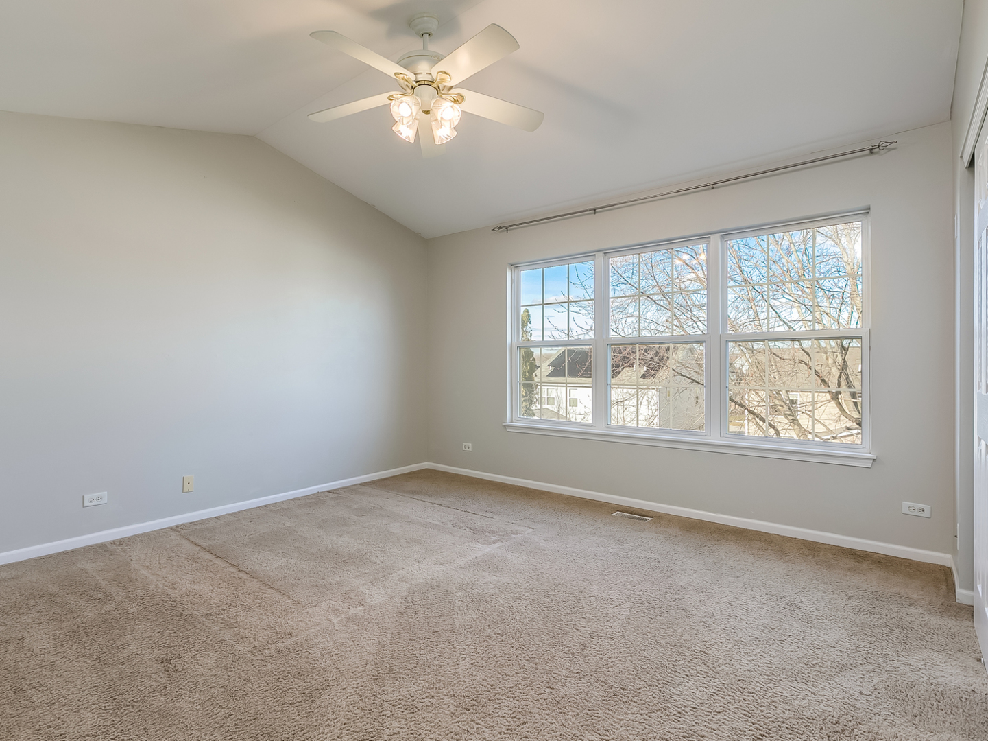 2331 Overlook Court Naperville, IL 60563 - Photo 14 of 27 an empty room with a window
