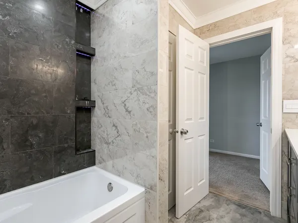 $2,600 | 2331 Overlook Court, Naperville, IL 60563