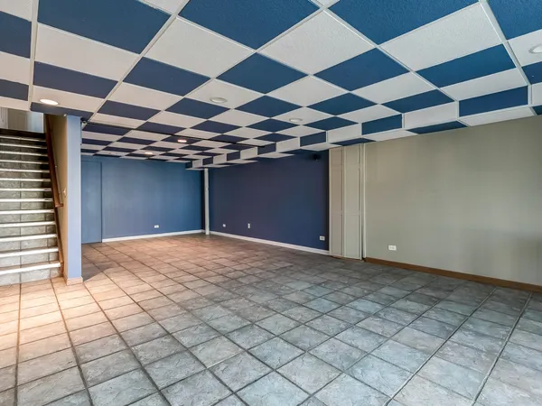 $2,600 | 2331 Overlook Court, Naperville, IL 60563