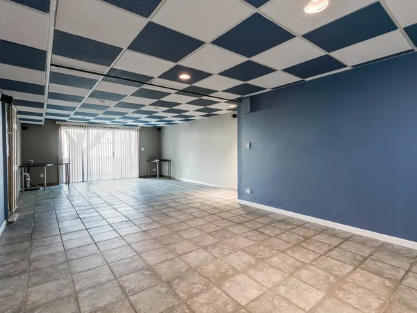 $2,600 | 2331 Overlook Court, Naperville, IL 60563
