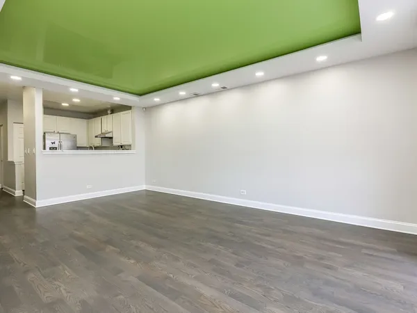 $2,600 | 2331 Overlook Court, Naperville, IL 60563