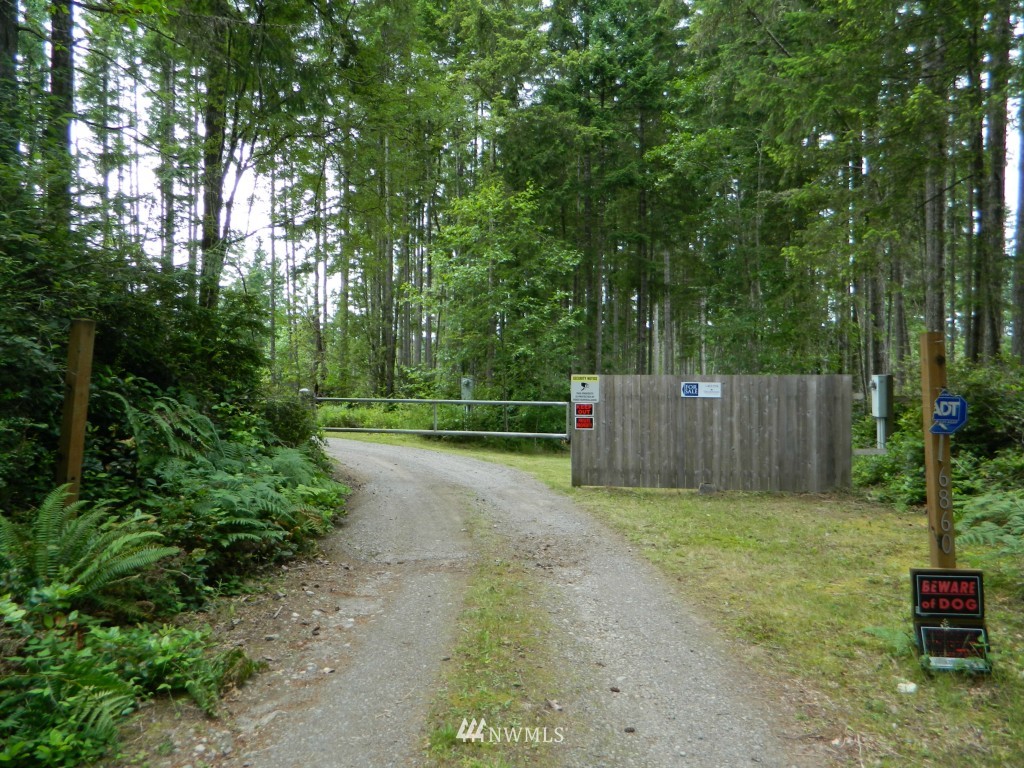 6860 Southeast Nelson Road Olalla, WA 98359 - Photo 2 of 15 Gallery Image 2