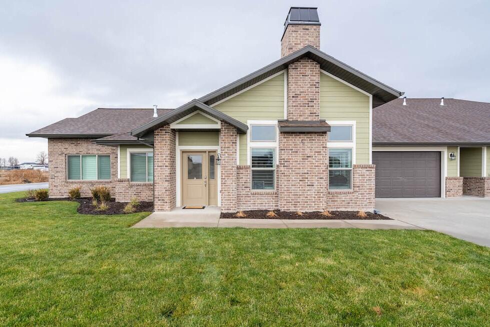 1865 West 300th Street South, Unit D Mapleton, UT 84664 - Photo 1 of 1 1