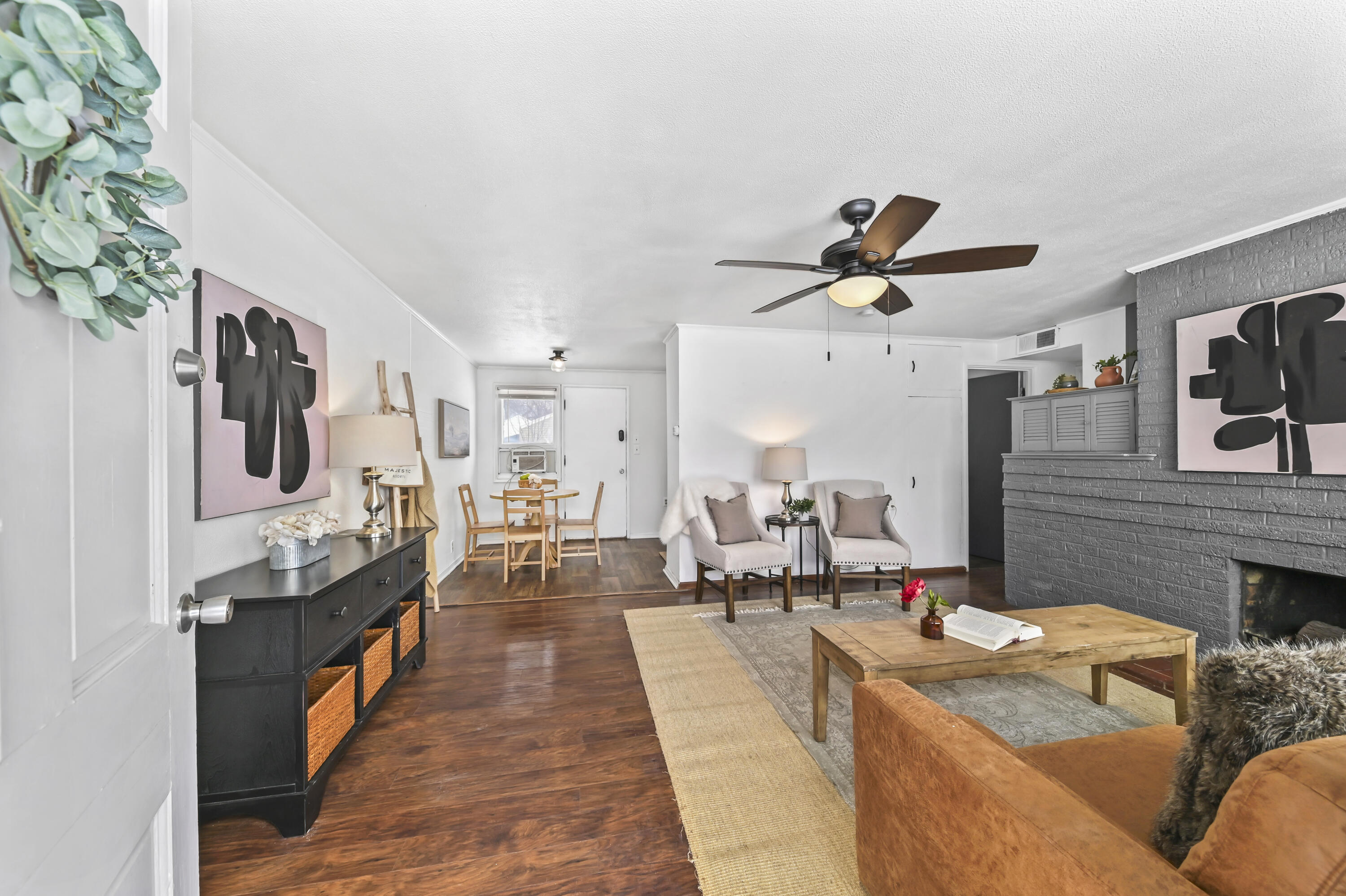 3132 North 83rd Street Milwaukee, WI 53222 - Photo 2 of 25 EUP_0658