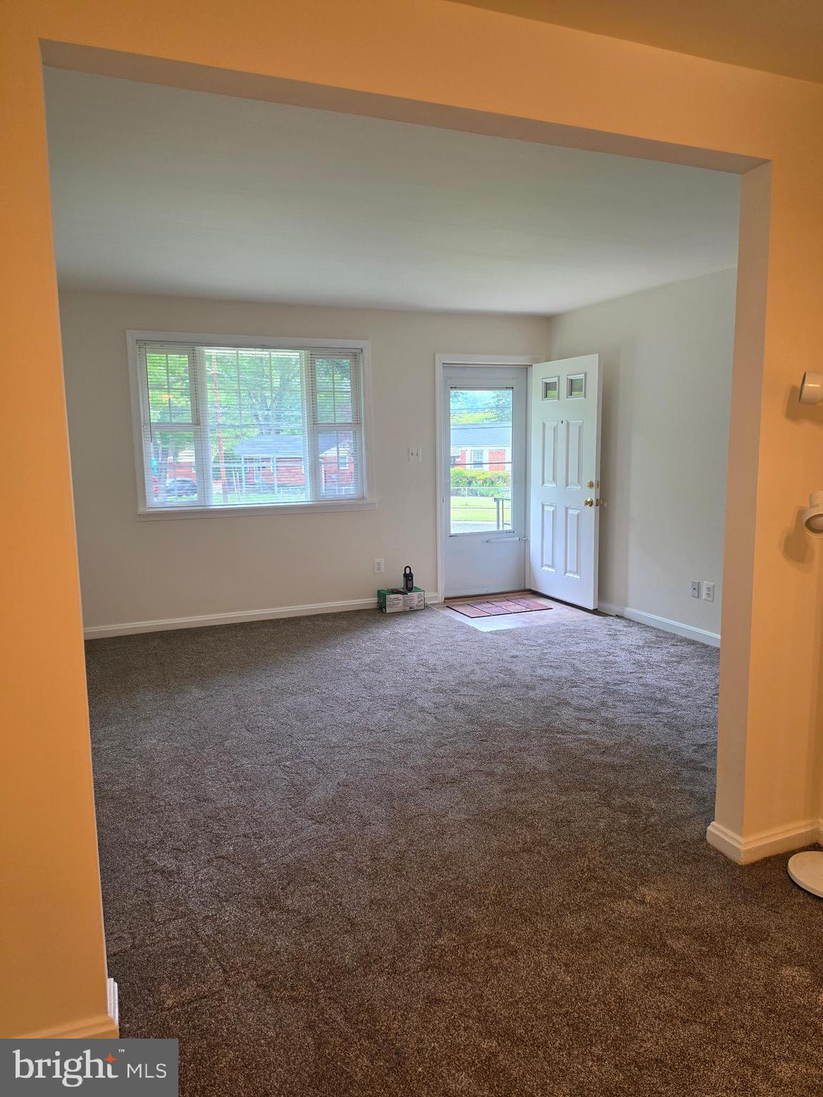4700 Red Fox Road Rockville, MD 20852 - Photo 4 of 22 Gallery Image 4