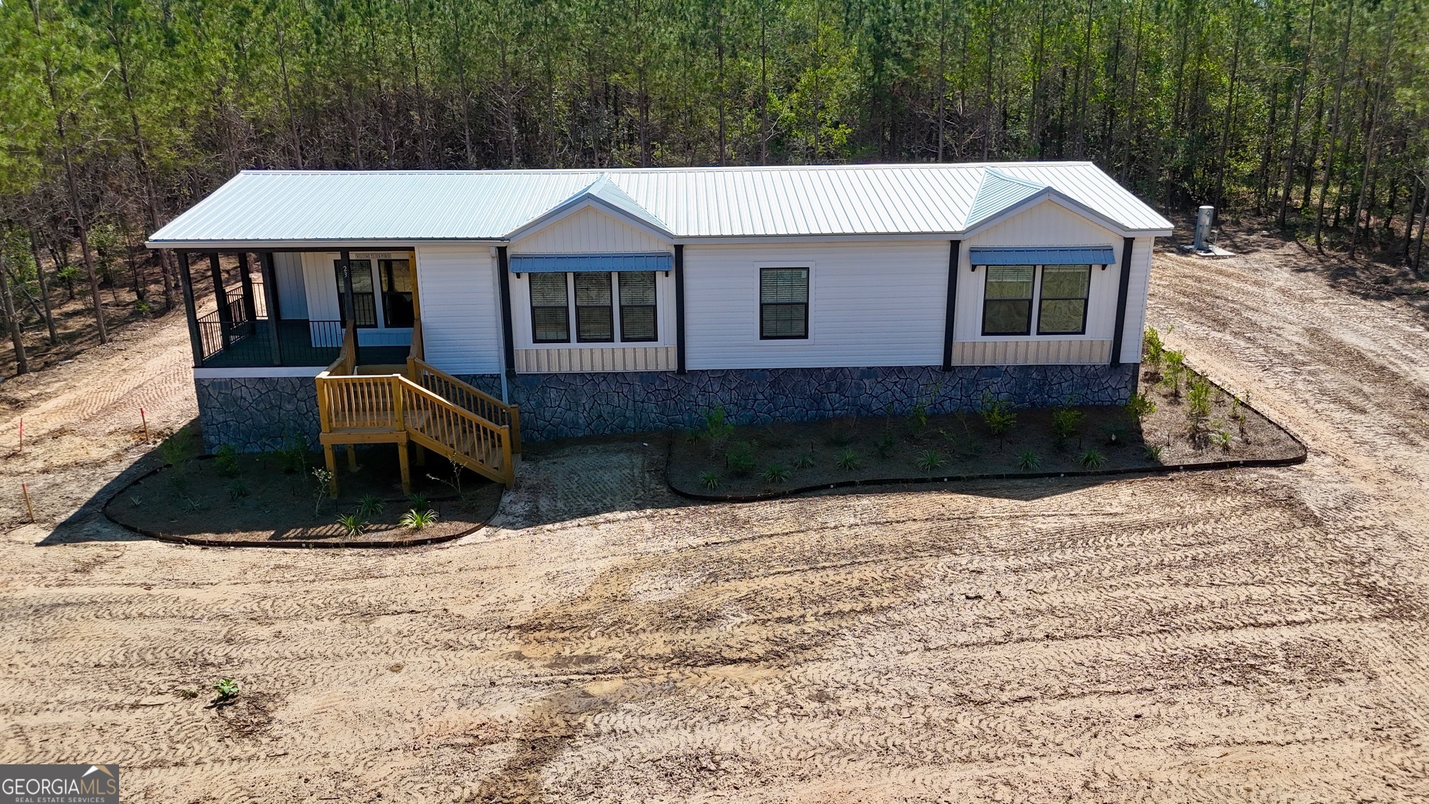 1262 Penny Morris Road Baxley, GA 31513 - Photo 2 of 38