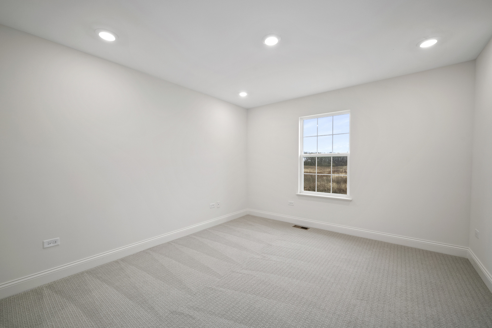 3657 Edelweiss Road Elgin, IL 60124 - Photo 14 of 24 an empty room with a window