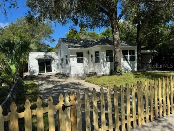 $3,450 | 1615 39th Street South, St. Petersburg, FL 33711