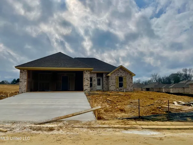 $319,999 | 575 Patrick Farms Drive, Pearl, MS 39208
