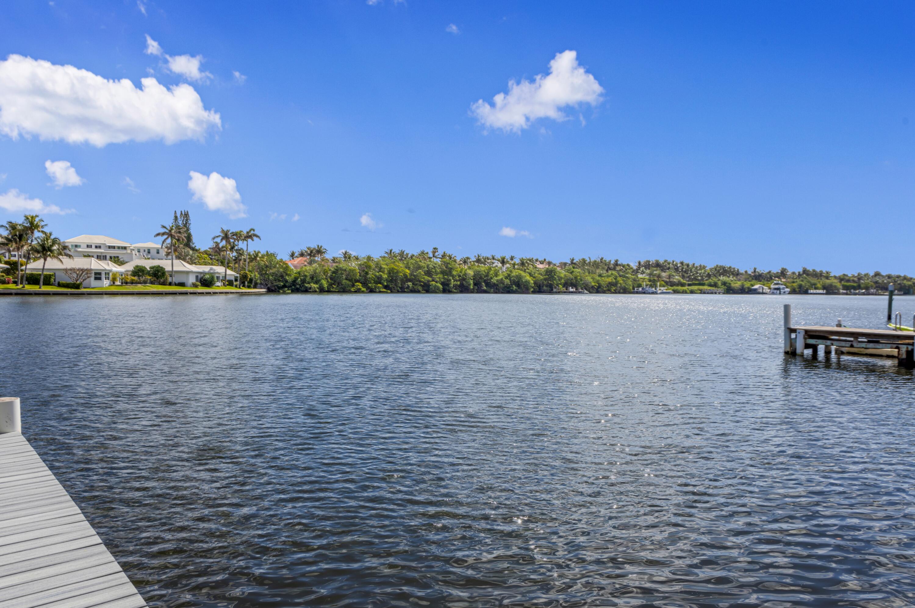 414 Beach Curve Road Lantana, FL 33462 - Photo 24 of 28 mls_DOCK_TO_VIEW_2