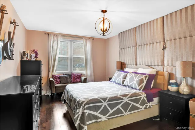 $315,000 | 315 West 232nd Street, Unit 1F | Kingsbridge