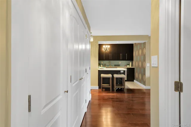 $315,000 | 315 West 232nd Street, Unit 1F | Kingsbridge