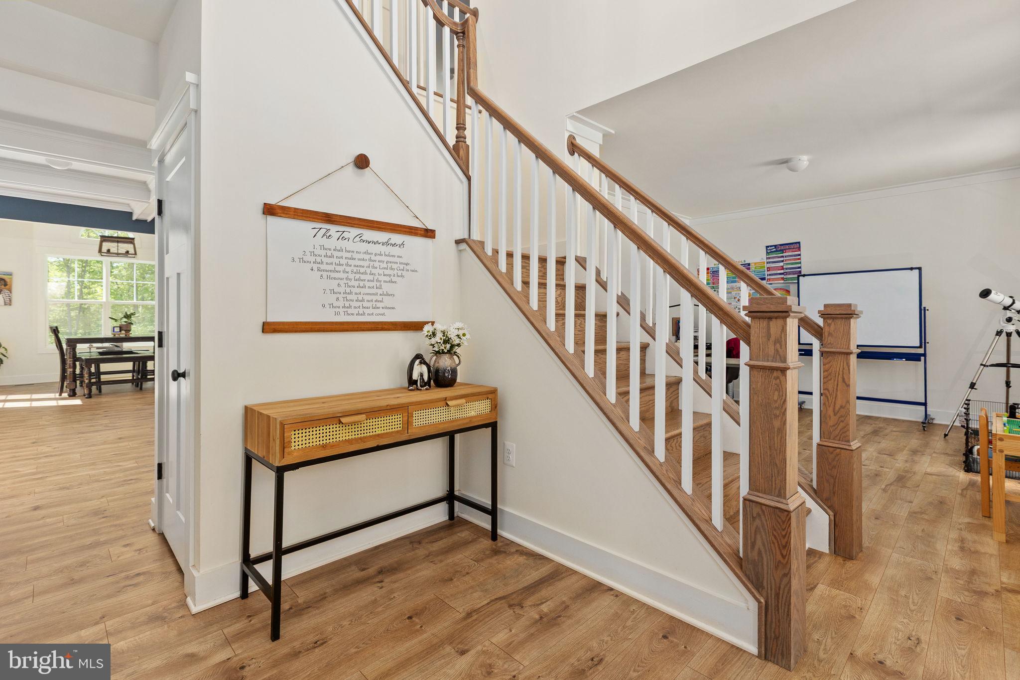 52 Acorn Ridge Court Fredericksburg, VA 22406 - Photo 13 of 101 Foyer
