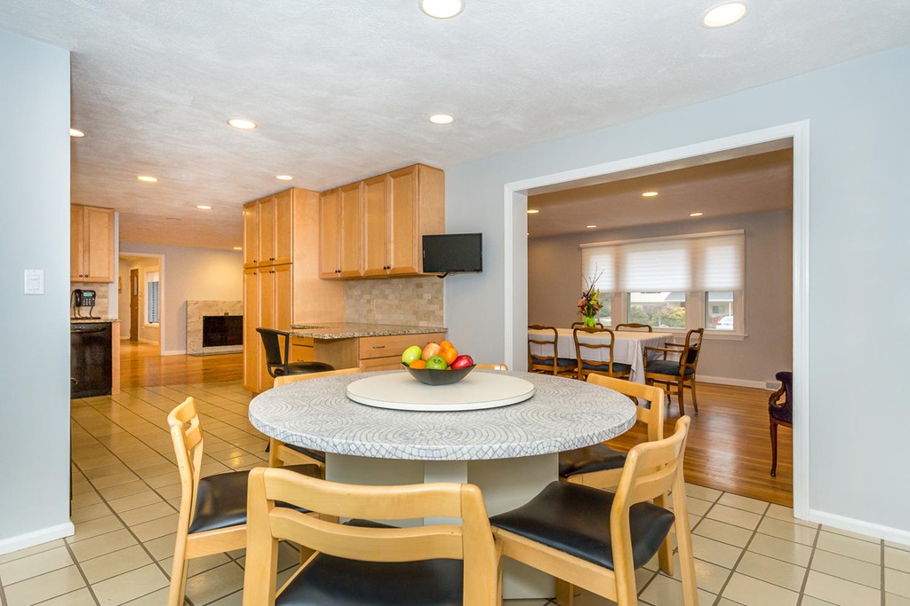36 Frank Road Stoughton, MA 02072 - Photo 8 of 26
