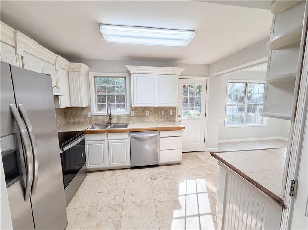 5690 Hollow Ridge Lane Norcross, GA 30071 - Photo 7 of 29