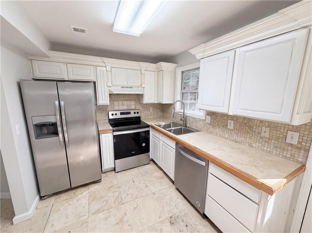 5690 Hollow Ridge Lane Norcross, GA 30071 - Photo 8 of 29