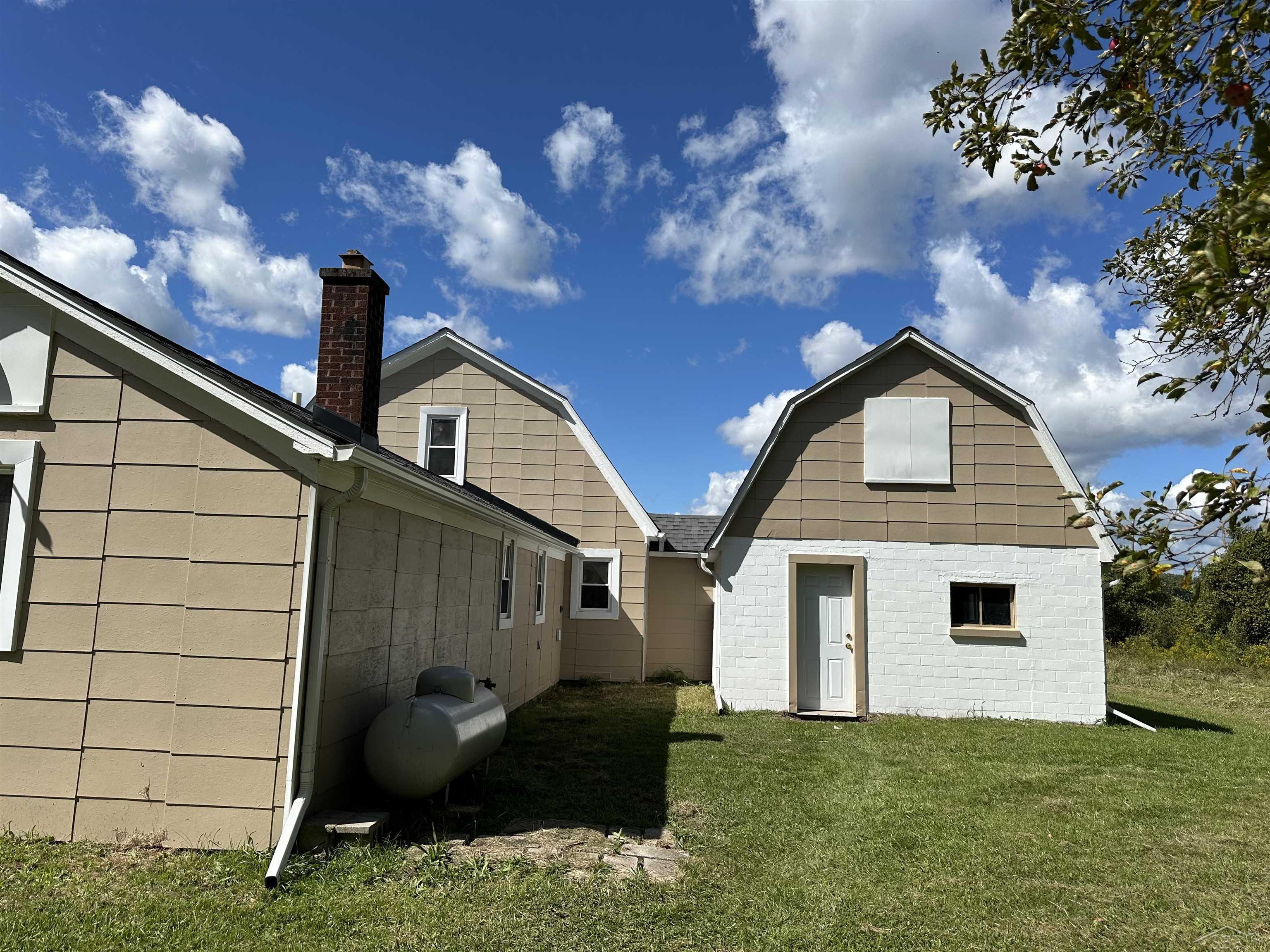 5665 E Road Saginaw, MI 48601 - Photo 65 of 83 50188136-4882f2c0-5d22-4d17-9389-ded68f2d9680.JPG