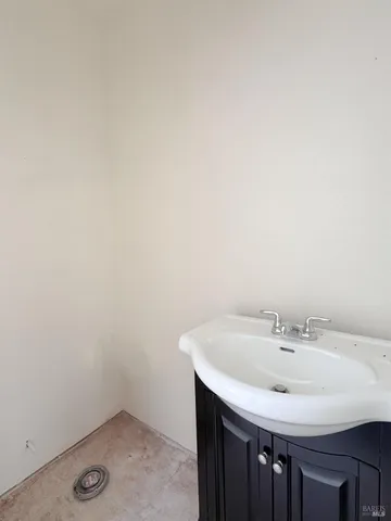 $275,000 | 24511 Cypress Drive, Willits, CA 95490