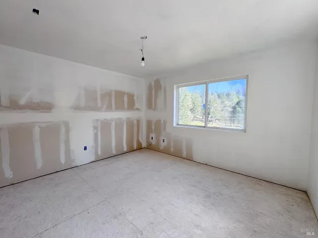 $275,000 | 24511 Cypress Drive, Willits, CA 95490