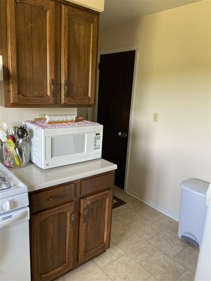 14375 22 Mile Road Tustin, MI 49688 - Photo 21 of 41 1888494-20.JPG