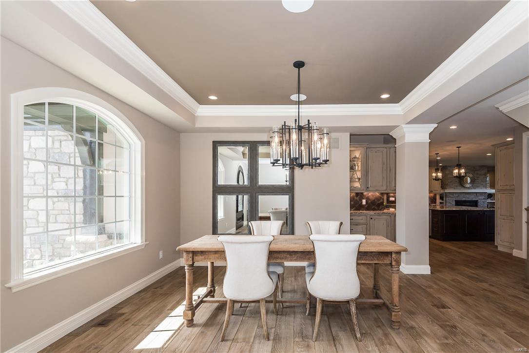 12857 Goodson Road Des Peres, MO 63131 - Photo 6 of 73 Gallery Image 6