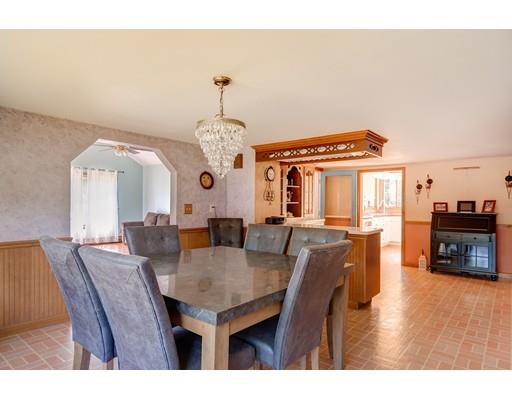 53 Brigham Road Worcester, MA 01609 - Photo 7 of 23 Gallery Image 7